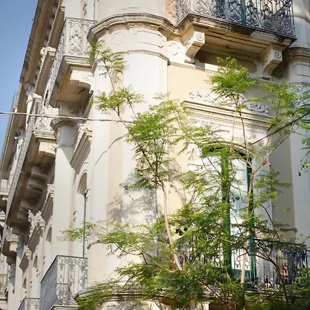 Palazzo Pastura And Pensión Catania