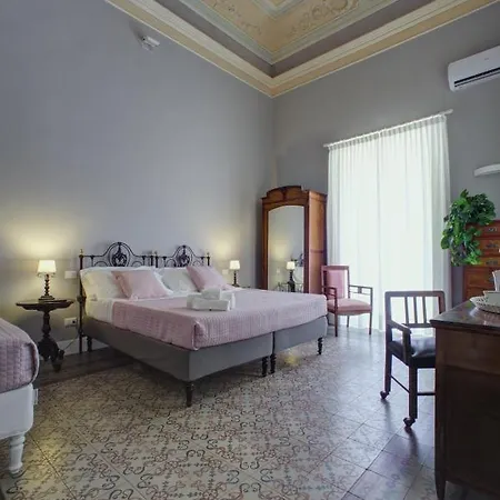 Palazzo Pastura And * Catania